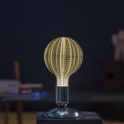 Ampoule LED Décorative BIG GALAXY -BRILLIANT Soldes Magasin 0740b0c8f7ee4077ab5354e6480d641d