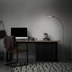 Lampadaire Servo -BRILLIANT Soldes Magasin 1000279435 211018 09140000049 MOOD DETAILS P000000001000279435 mood