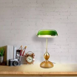 Lampe Banquier -BRILLIANT Soldes Magasin 5f05572e833347e2ba2b57472dfab7be