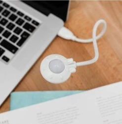 Lampe USB UFO -BRILLIANT Soldes Magasin 877f0a5d0f6a4e2dbeae0ce98466d8f9.cropped 212 199 580 588.processed