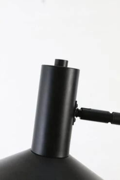 Lampadaire Ylva - Noir -BRILLIANT Soldes Magasin c335955f33204097b9ed57c3dbd9f957