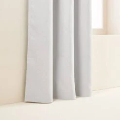 Occultant à Oeillets LINA -BRILLIANT Soldes Magasin cc2da5a5f0a341018ea4ee6e471347ff