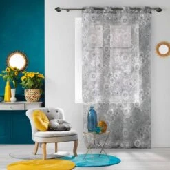 Voilage Sablé Et Fleuri